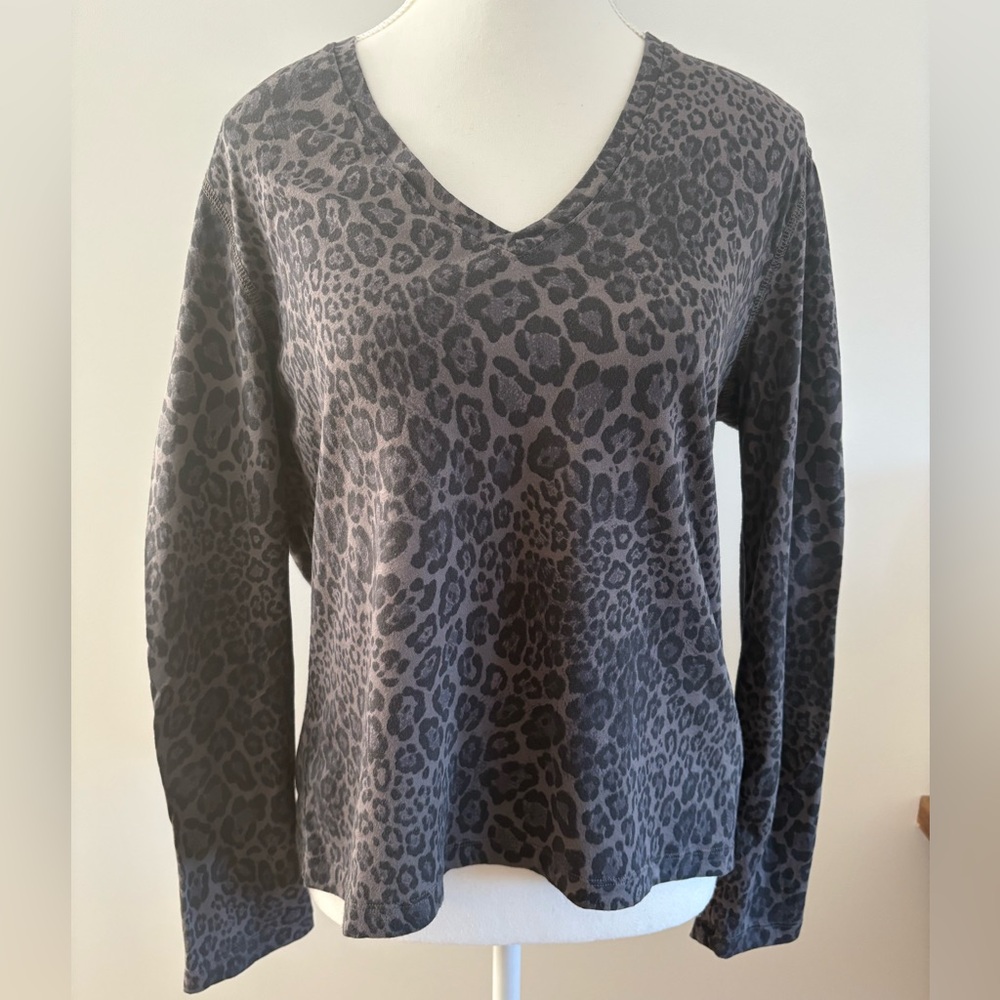 Rails Leopard Print V-Neck Top